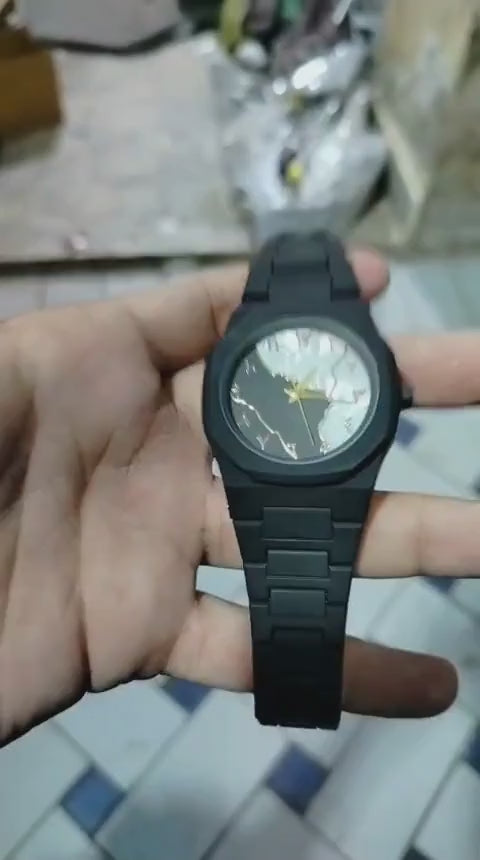 Black Aura Watch – Elegant, Durable, Comfortable Strap & Clear Display for Daily Use