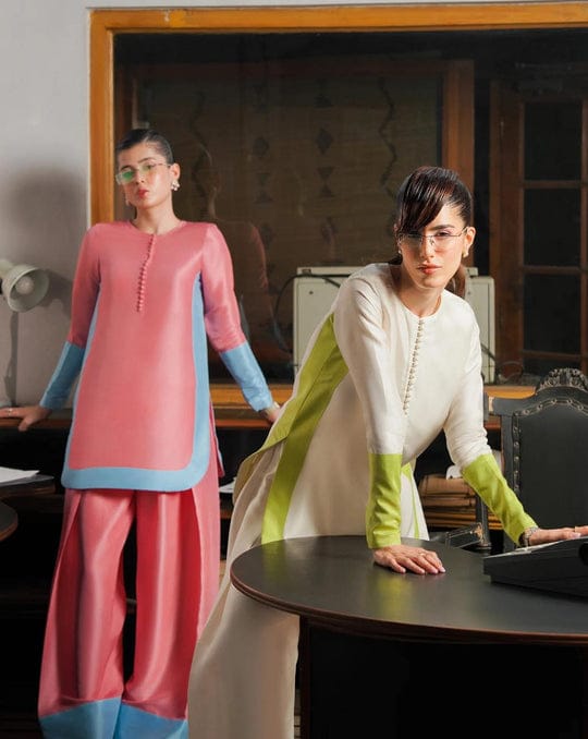 Rosy Glow Swiss Lawn Shirt – Elegant Color Block Design for Women (Pink, Large)